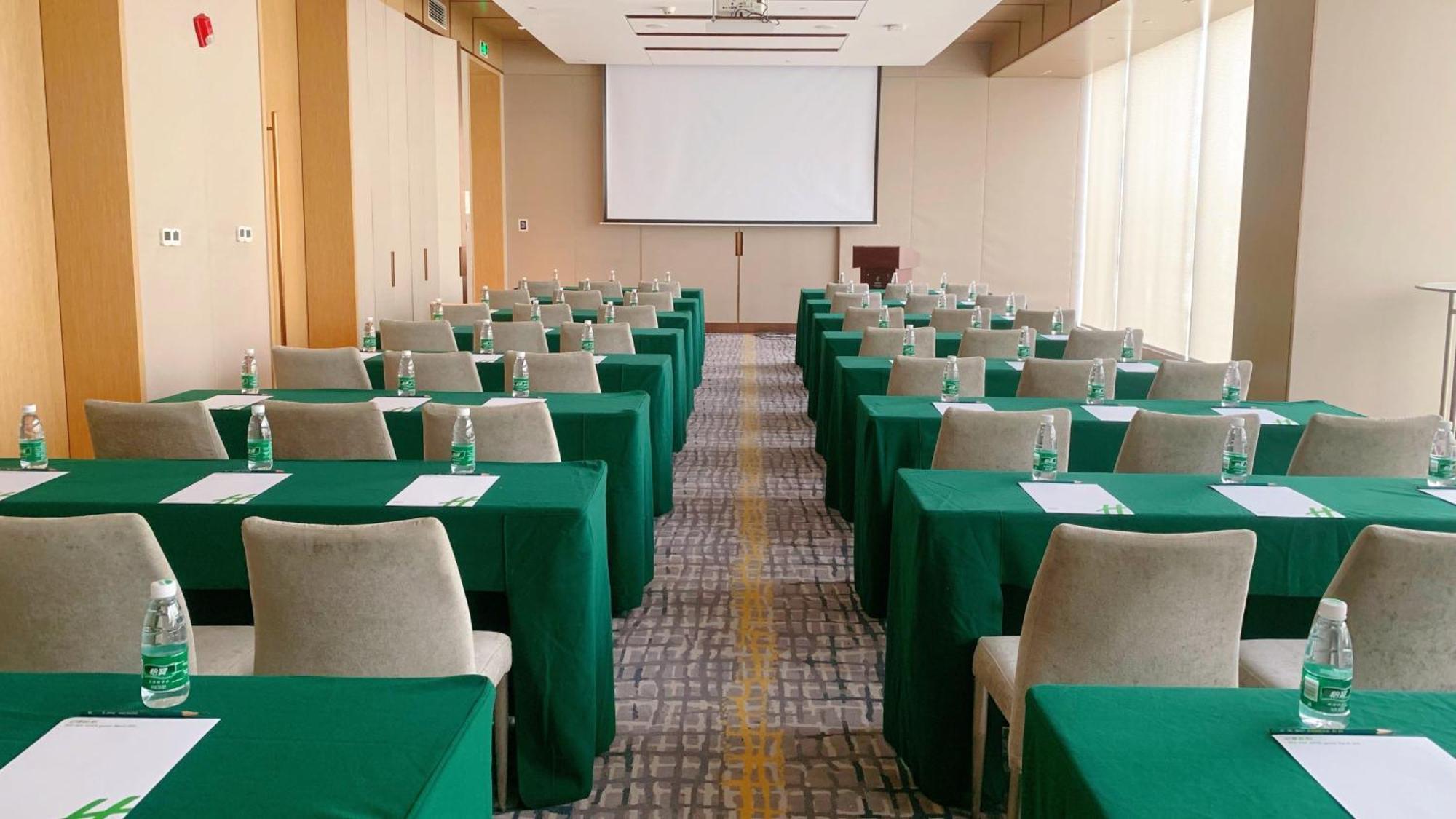 Holiday Inn Shaoguan Downtown By Ihg Exterior foto